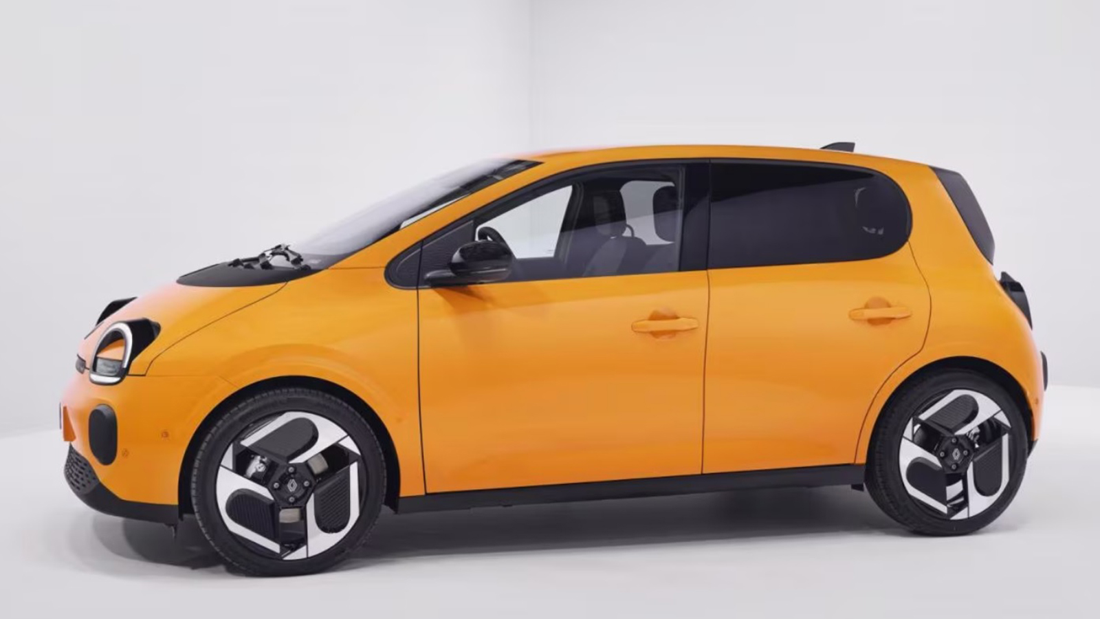 Το νέο Renault Twingo E-Tech Electric διέρρευσε 